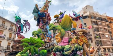 Tudo sobre o espetáculo das Fallas em Valência 🇪🇸