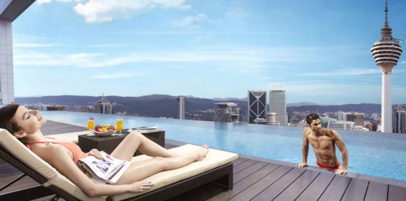 Piscina em Rooftop do Hotel The Face Suites na Malásia